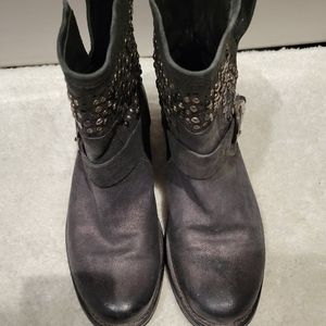 Frye Veronica Deco Short Leather Boot size 9